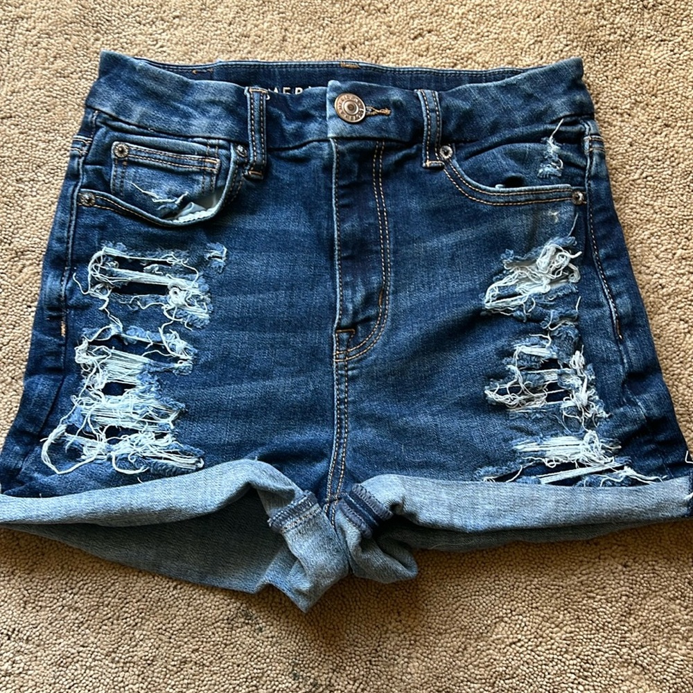 Women’s American Eagle jean short size 2